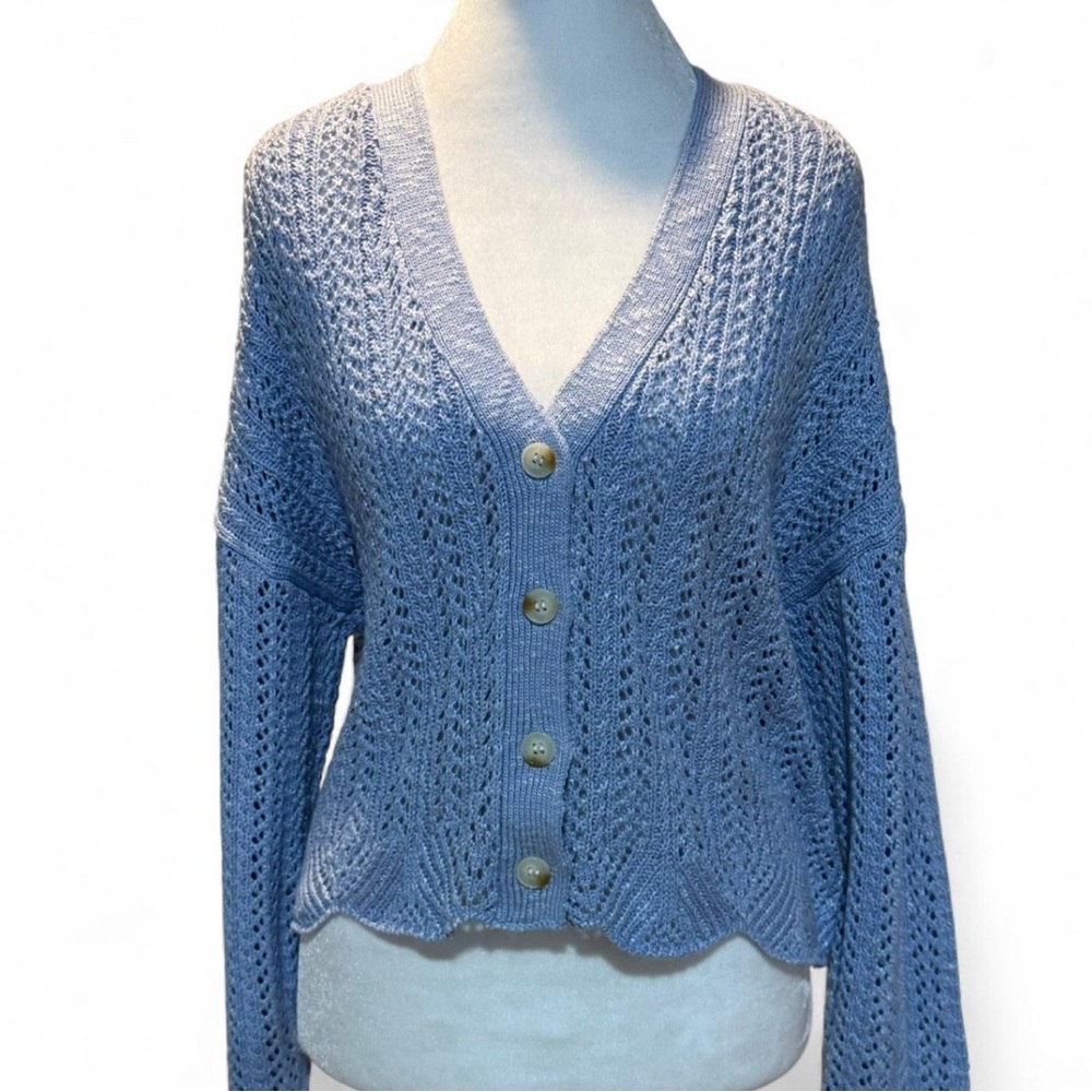 Frye Slate Blue Knit Women's Sweater size Medium p-p 21” L-20”